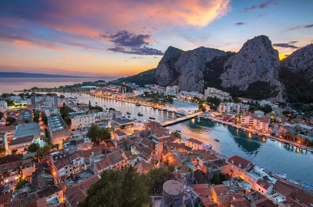 Amazing Sea View Leilighet Omiš Eksteriør bilde